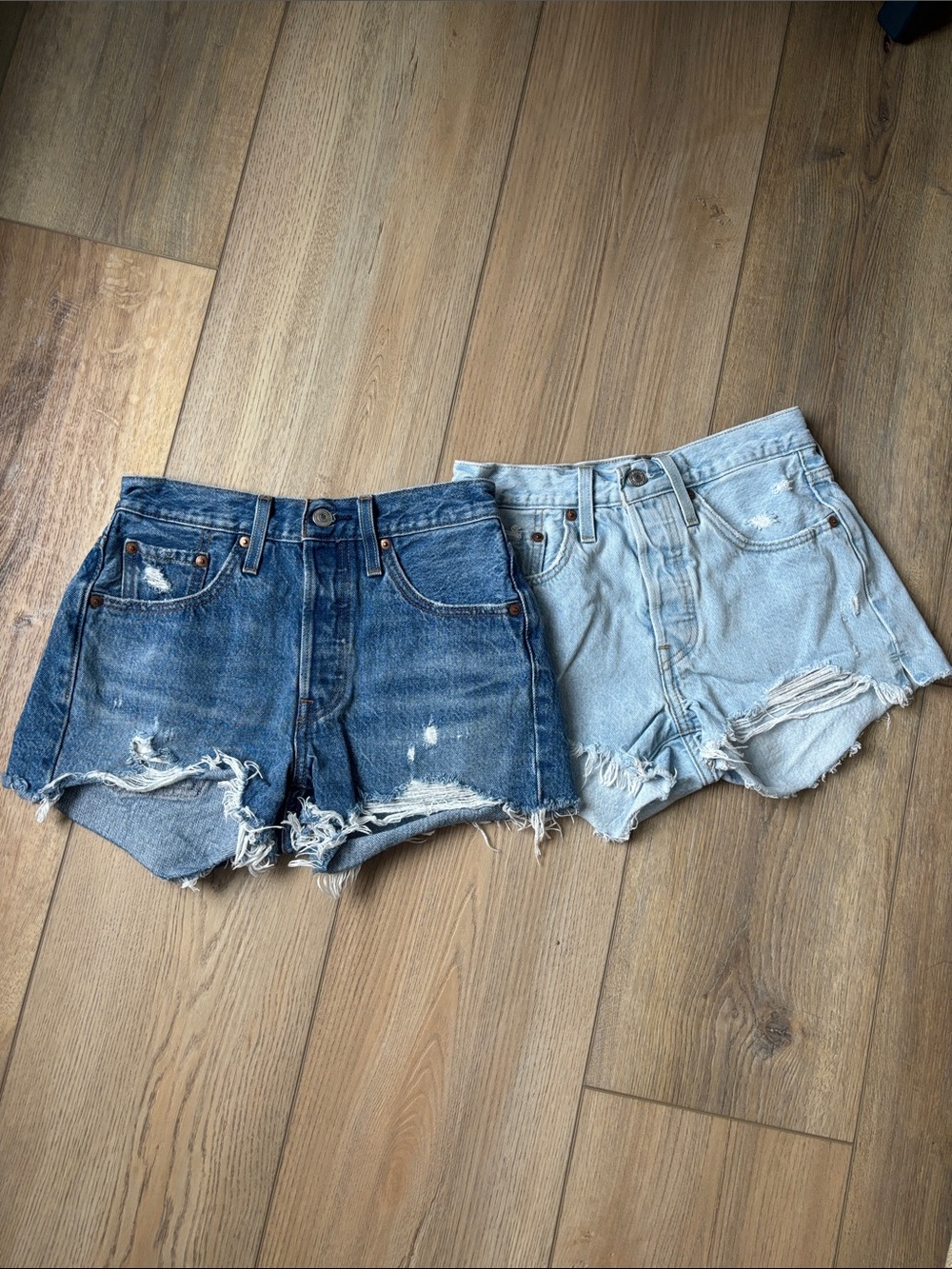 Levi’s 501 Denim High Rise Shorts Set of 2 SZ 24 Lt and Md Dk Beach Girl Boho